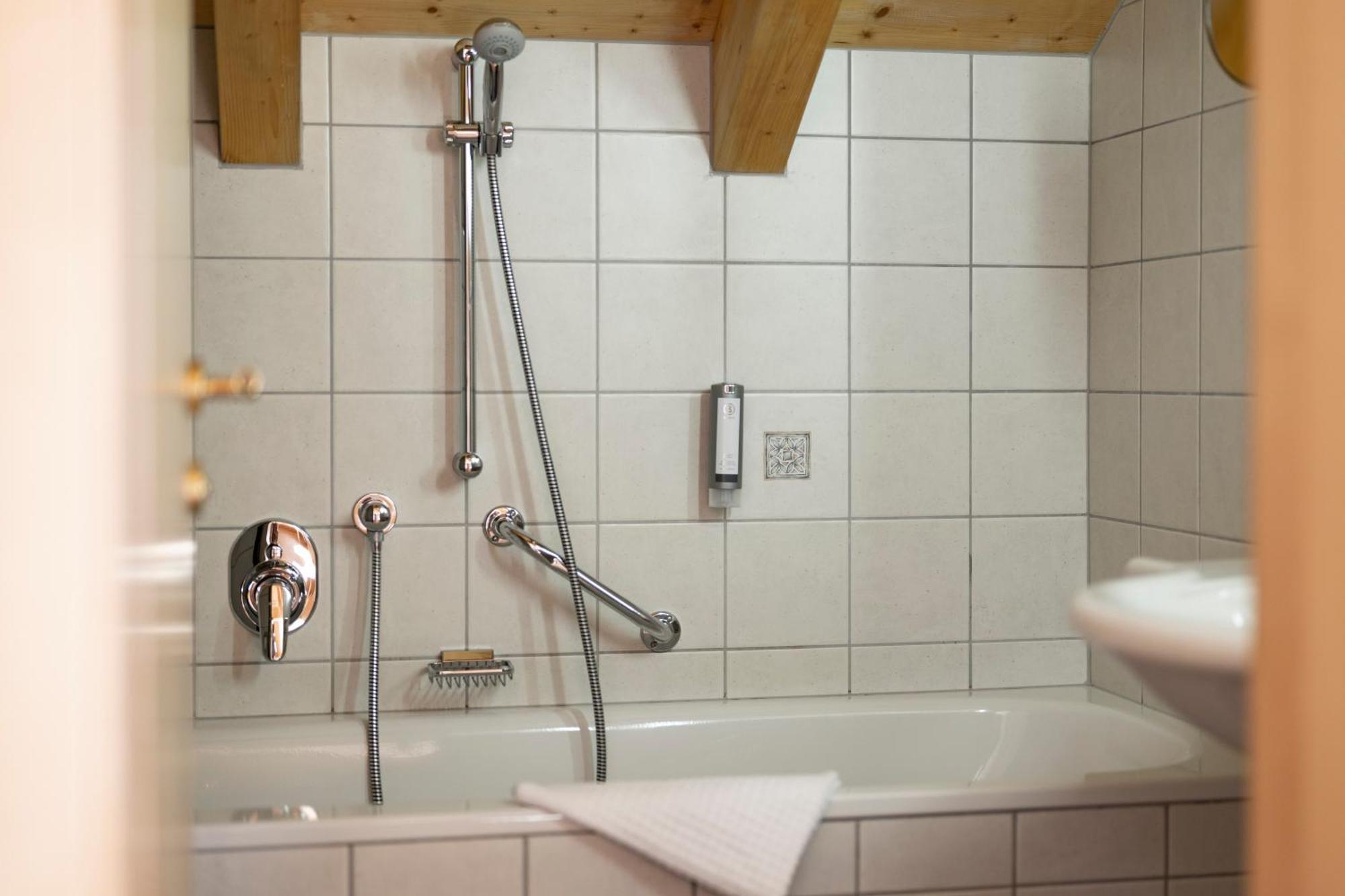 Alpenhotel Erika Ischgl Dış mekan fotoğraf