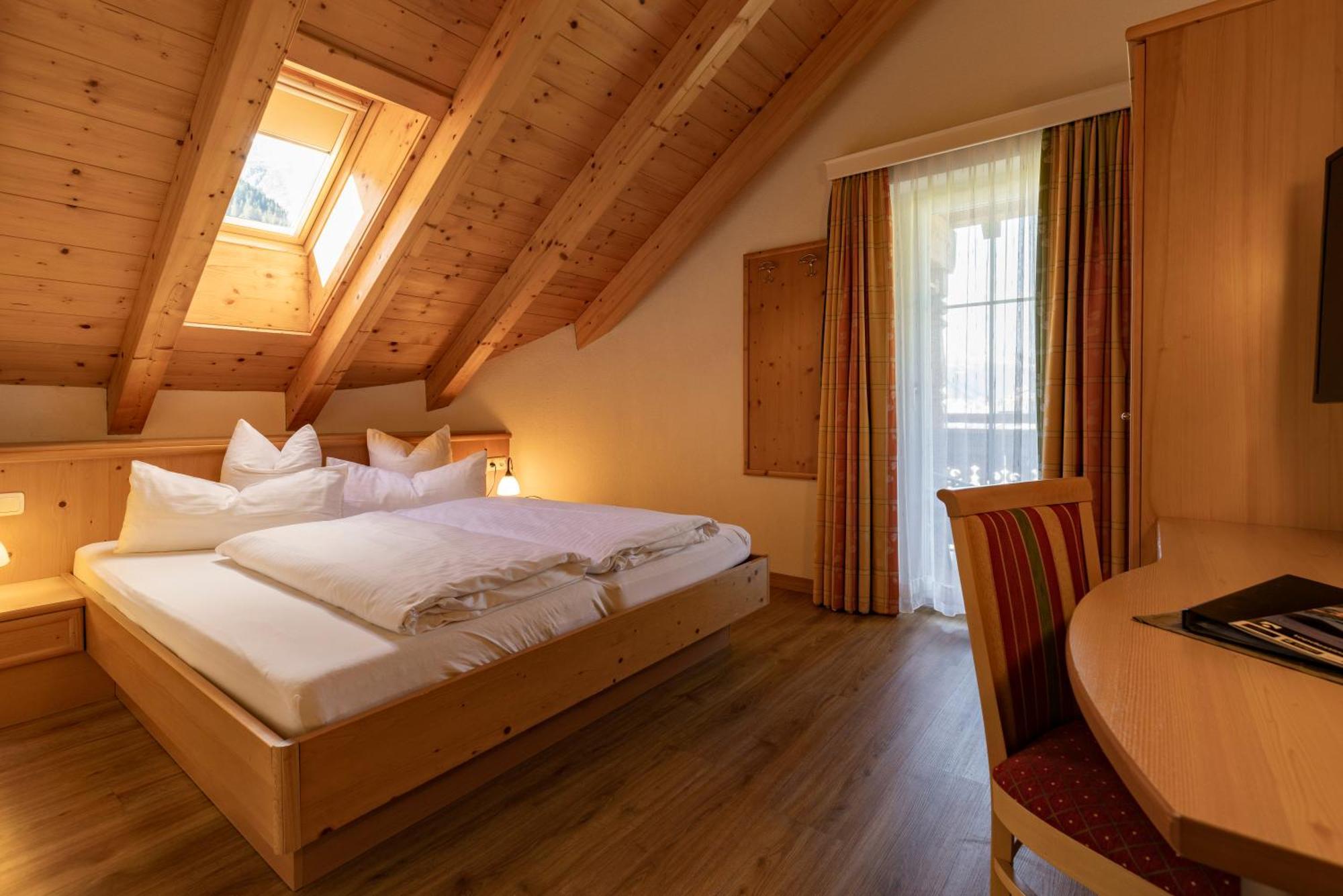 Alpenhotel Erika Ischgl Dış mekan fotoğraf
