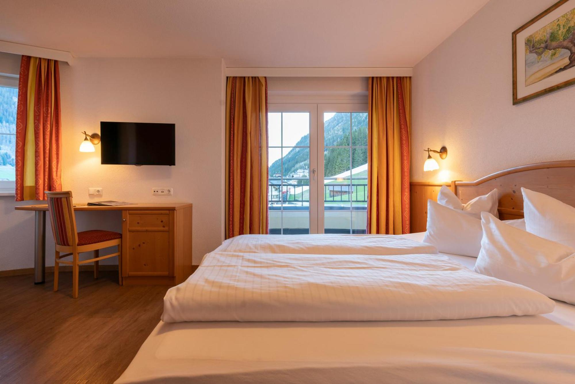 Alpenhotel Erika Ischgl Dış mekan fotoğraf